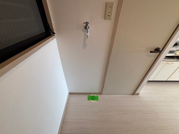 物件内観写真20　(洗濯機置場)