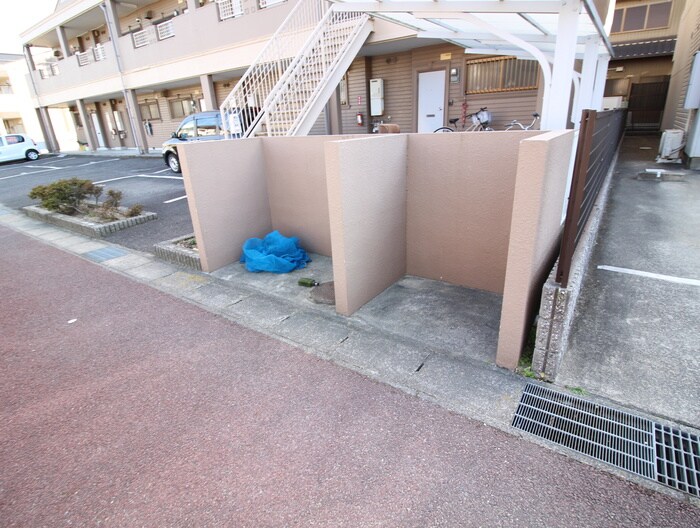 物件外観写真6　(建物設備)