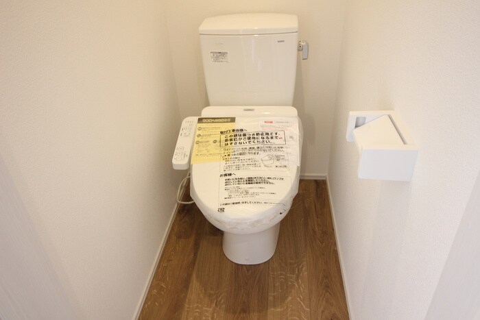 物件内観写真12　(トイレ)