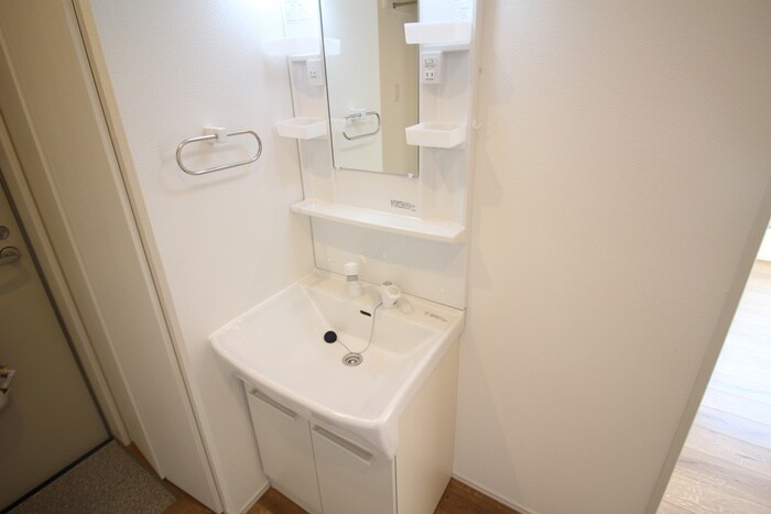 物件内観写真15　(洗面)