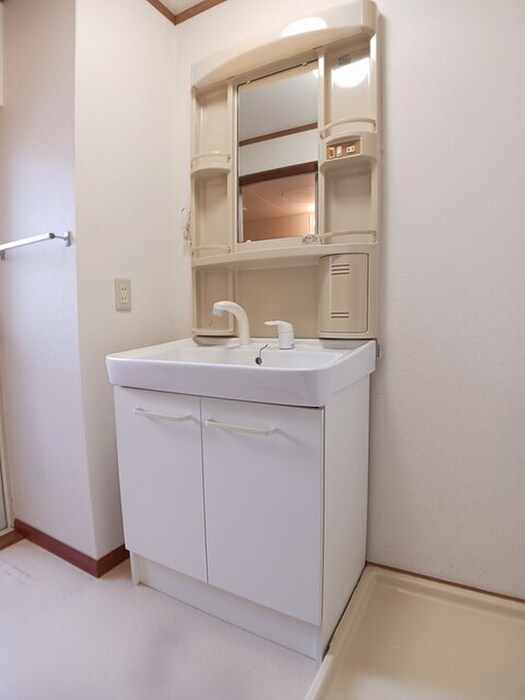 物件内観写真7　(洗面)