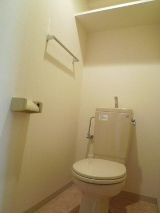 物件内観写真8　(トイレ)