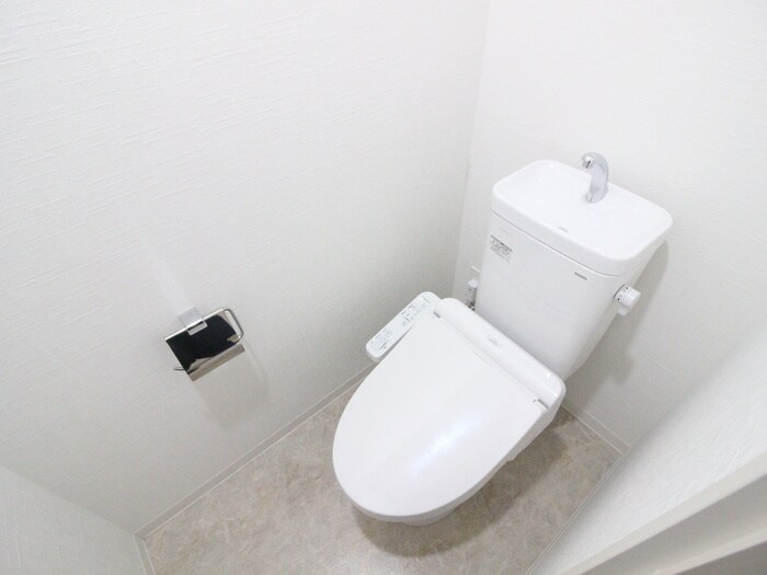 物件内観写真10　(トイレ)