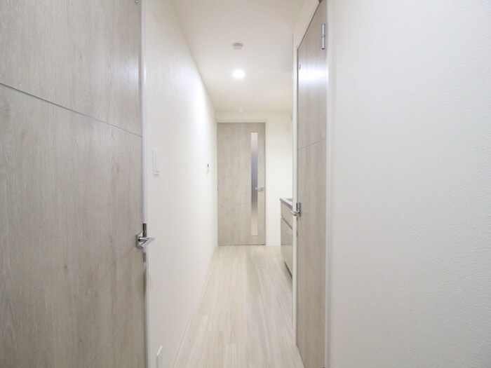 物件内観写真15　(廊下)
