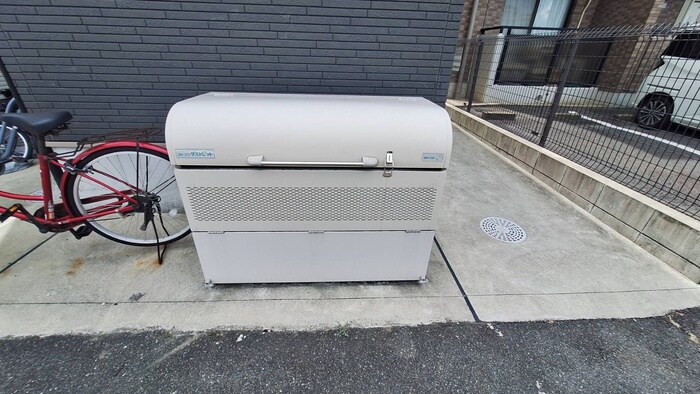 物件外観写真4　(建物設備)