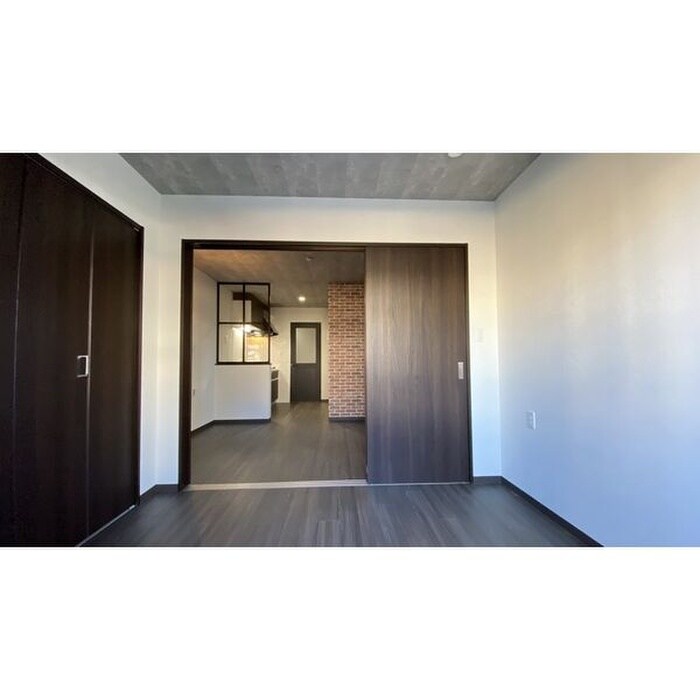 物件内観写真11　(居室)