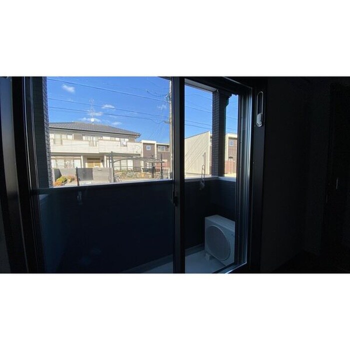 物件内観写真16　(室内からの展望)