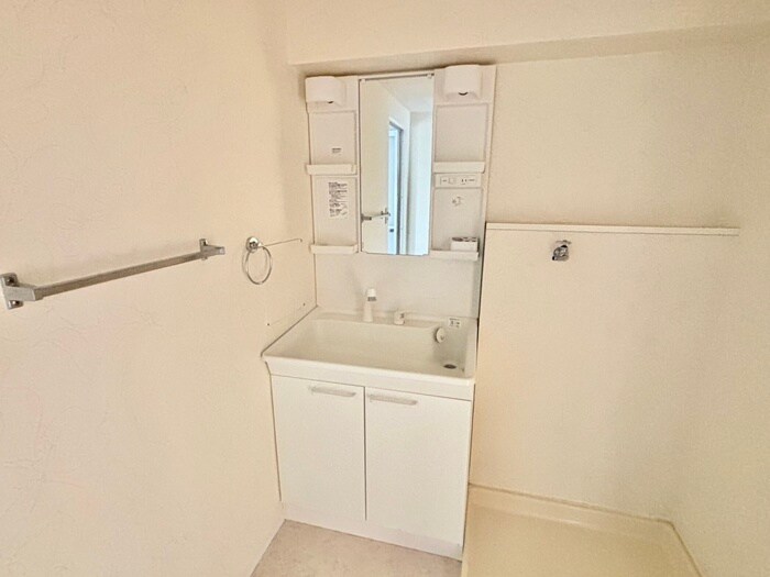 物件内観写真11　(洗面)