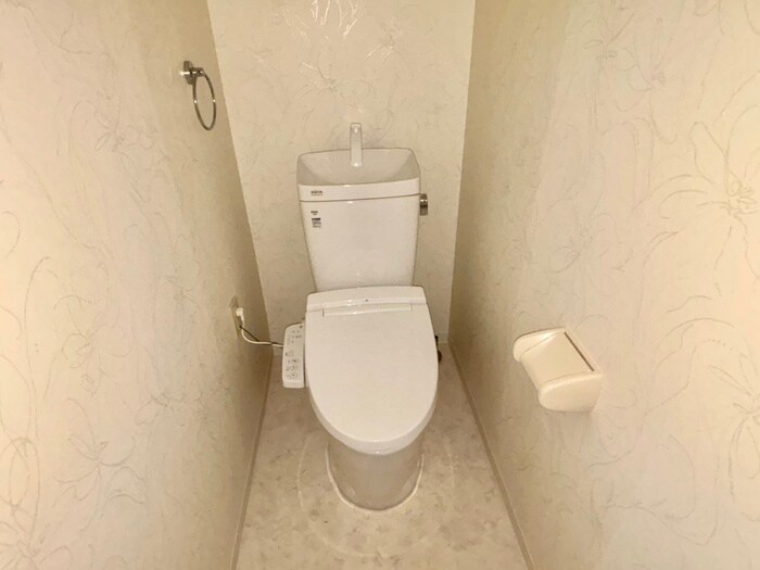 物件内観写真12　(トイレ)