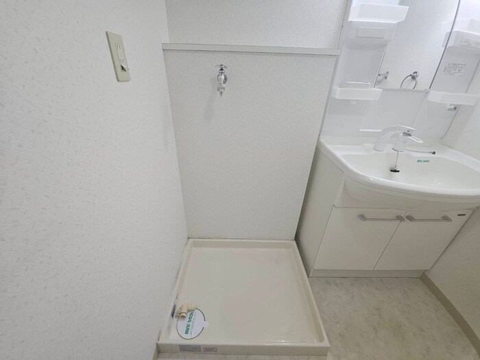 物件内観写真21　(洗濯機置場)