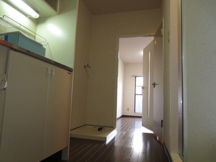 物件内観写真15　(玄関)