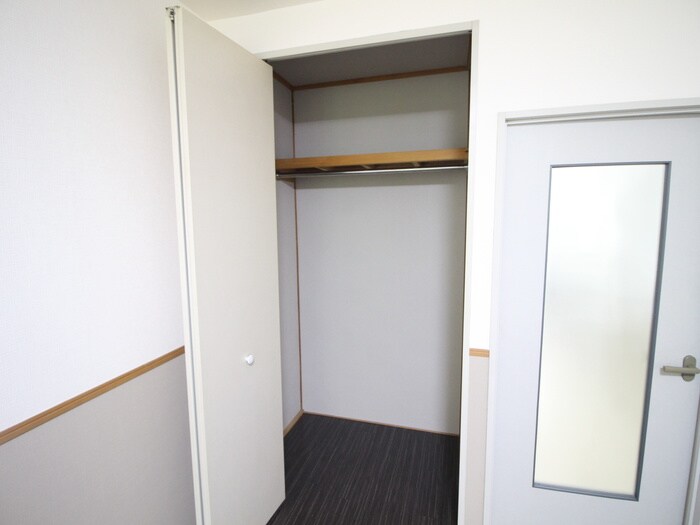 物件内観写真9　(収納)