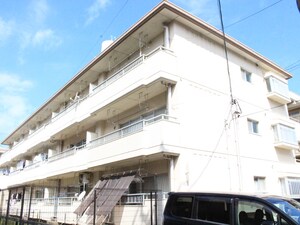 三鉦マンション外観写真