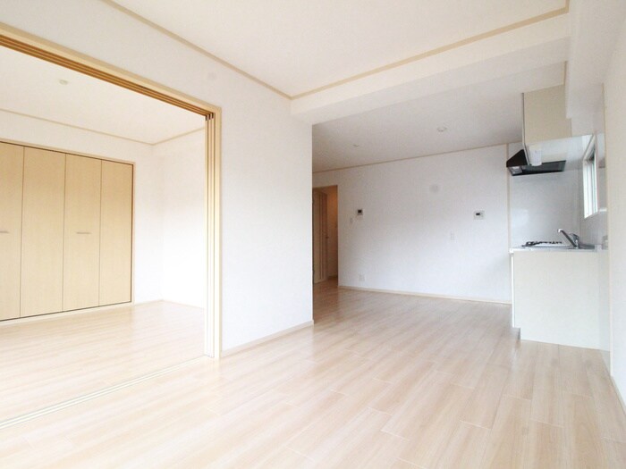 物件内観写真9　(居室)