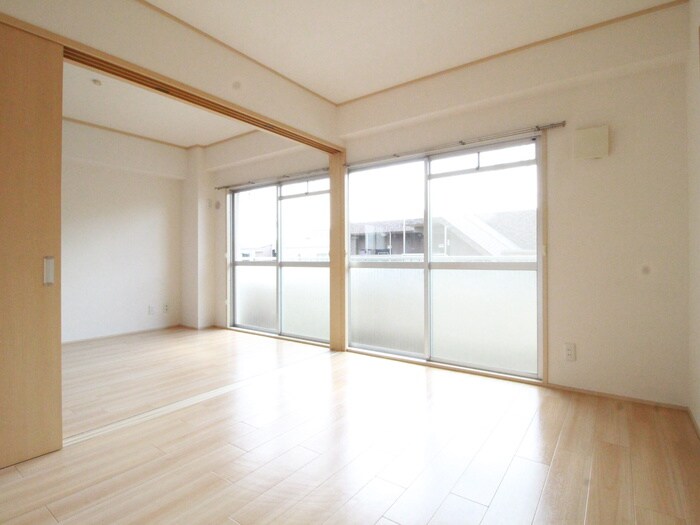 物件内観写真10　(居室)