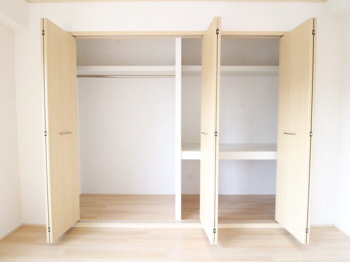 物件内観写真11　(収納)