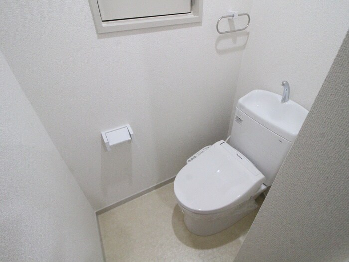 物件内観写真13　(トイレ)