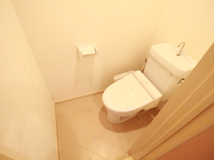 物件内観写真15　(トイレ)
