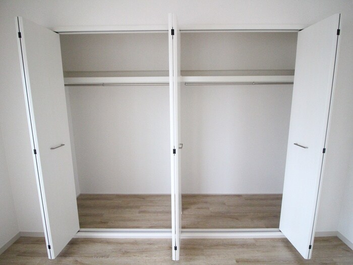 物件内観写真15　(収納)