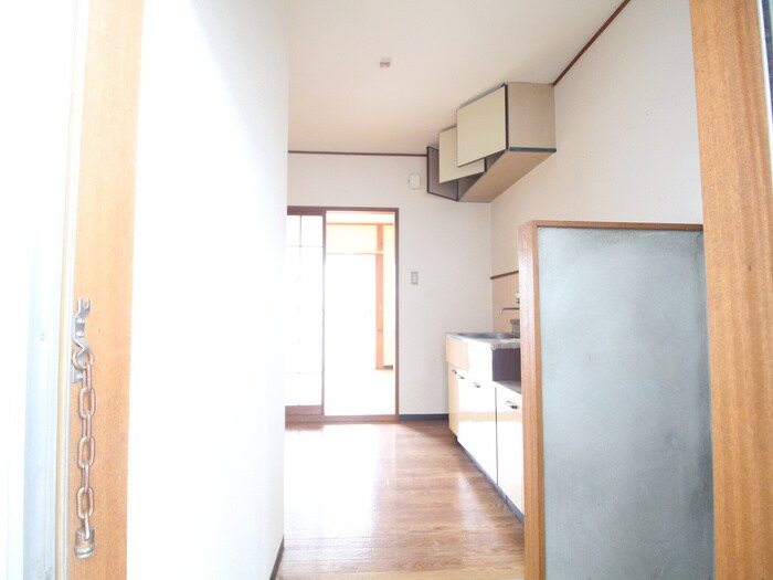 物件内観写真22　(玄関)