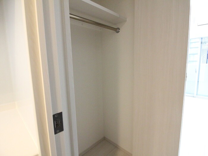 物件内観写真16　(収納)
