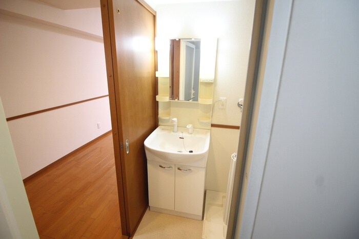 物件内観写真12　(洗面)