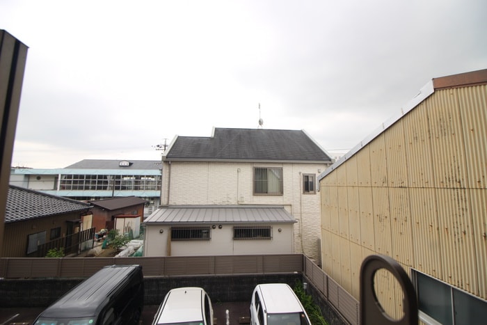 物件内観写真22　(室内からの展望)