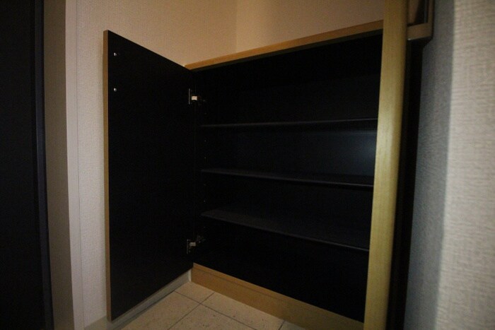 物件内観写真18　(靴箱)