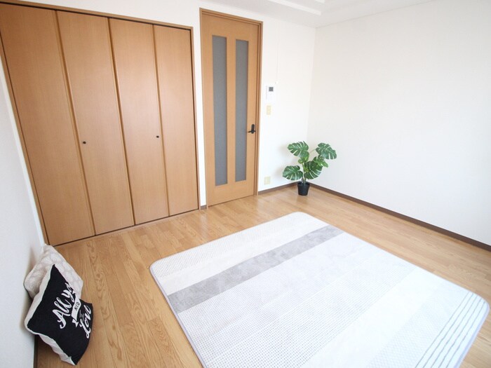 物件内観写真7　(居室)