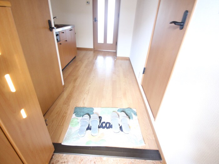 物件内観写真19　(廊下)