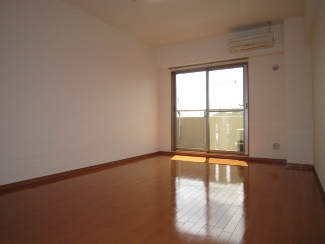 物件内観写真12　(居室)