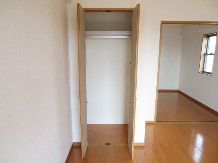 物件内観写真14　(収納)