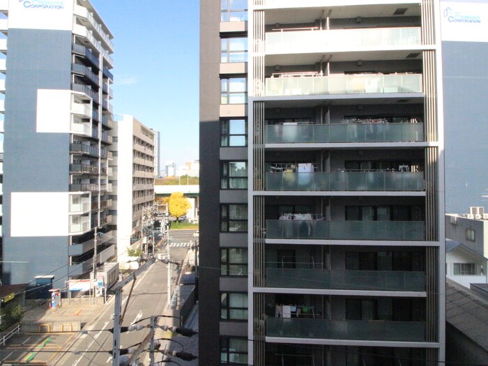 物件内観写真21　(室内からの展望)