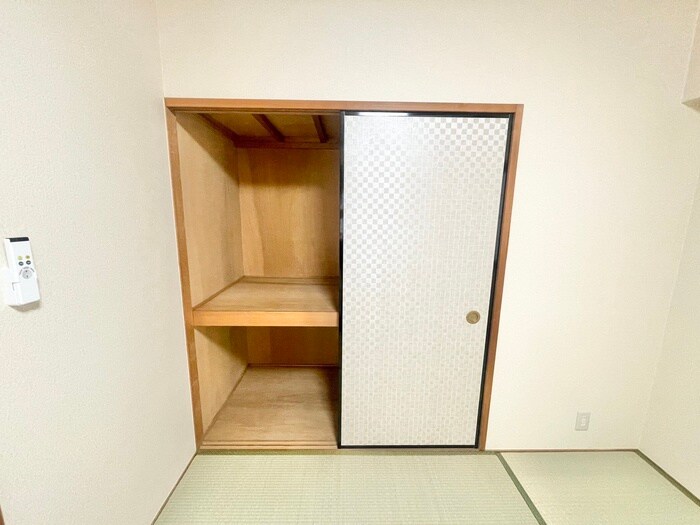 物件内観写真11　(収納)