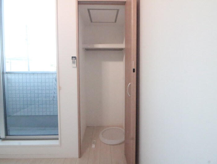 物件内観写真10　(収納)