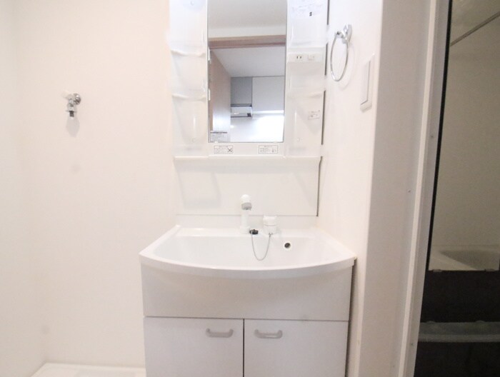 物件内観写真12　(洗面)