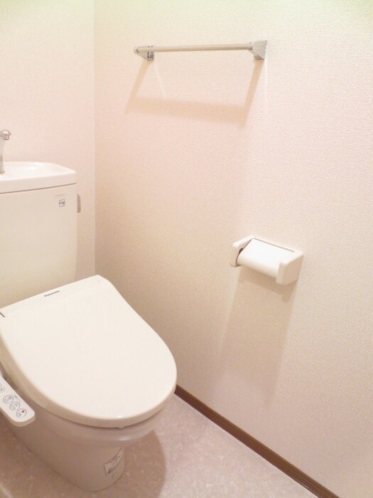 物件内観写真10　(トイレ)