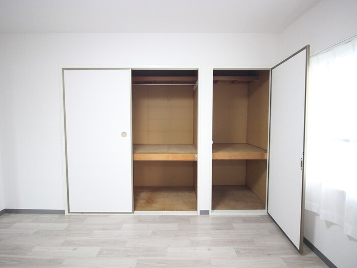 物件内観写真9　(収納)