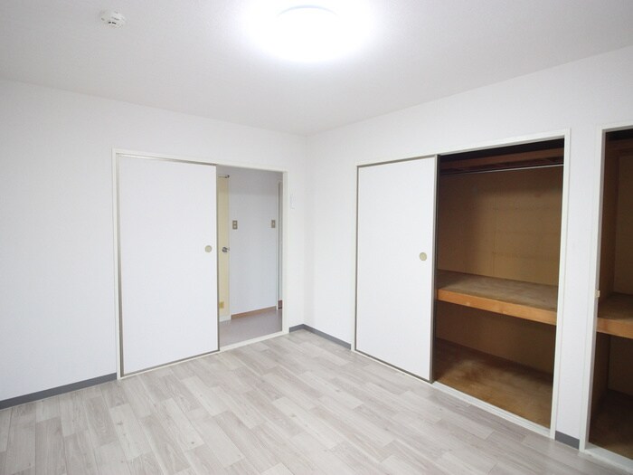 物件内観写真17　(居室)