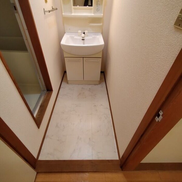 物件内観写真7　(洗面)