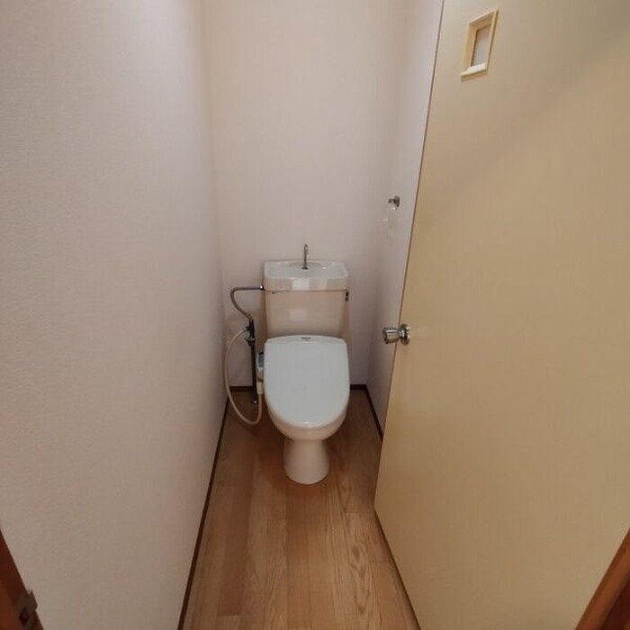 物件内観写真10　(トイレ)