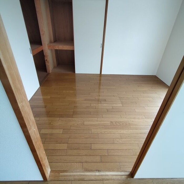 物件内観写真14　(居室)