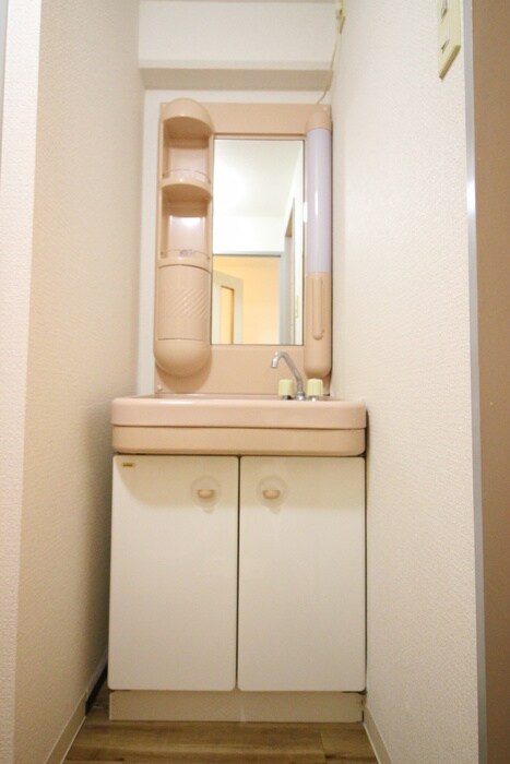 物件内観写真12　(洗面)