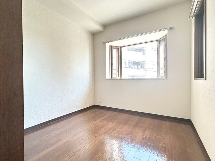 物件内観写真19　(居室)