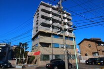 ヨコタビル・リアルの外観写真