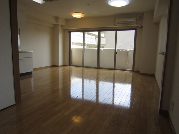 物件内観写真4　(居室)