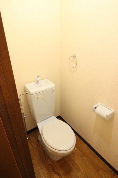 物件内観写真13　(トイレ)