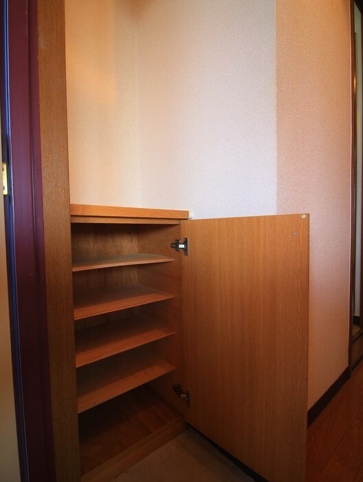 物件内観写真19　(靴箱)