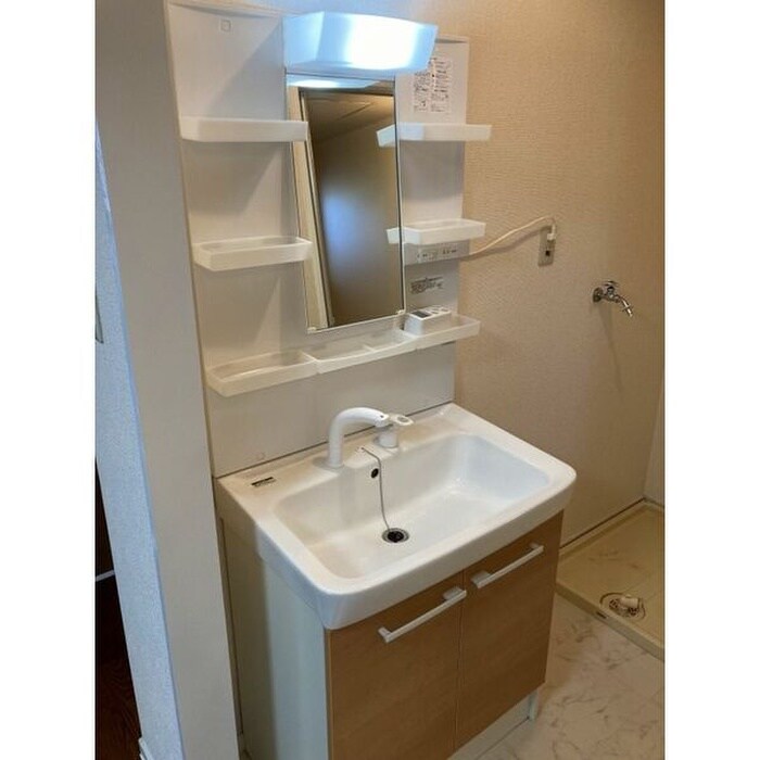 物件内観写真13　(洗面)