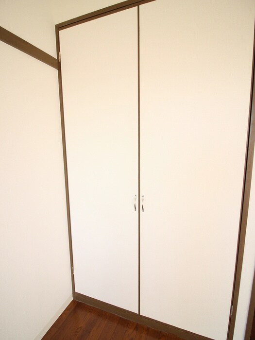 物件内観写真10　(収納)